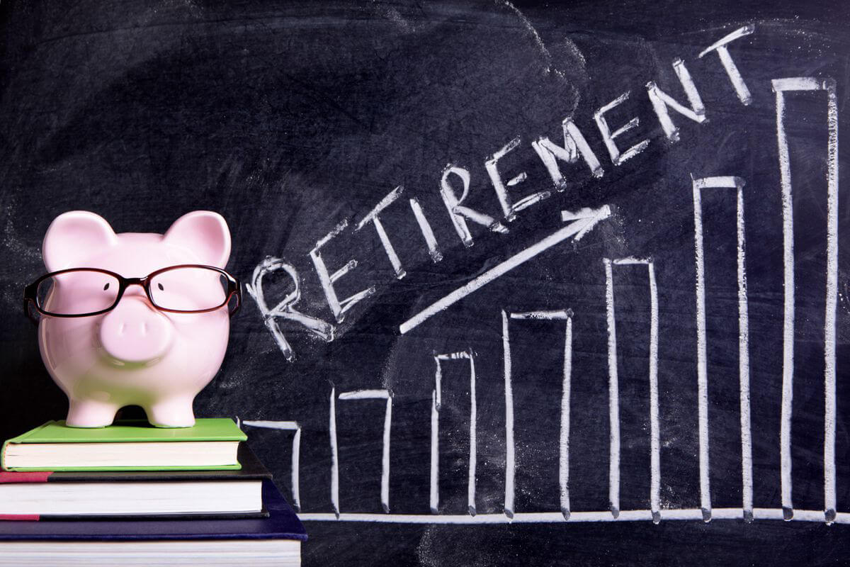 Did you know that you can apply for your CPP pension BEFORE you retire?
